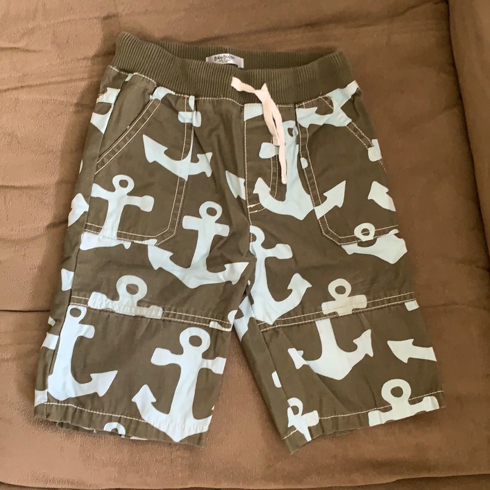 BABY BODEN ANCHOR SHORTS. Sz 3/4.
